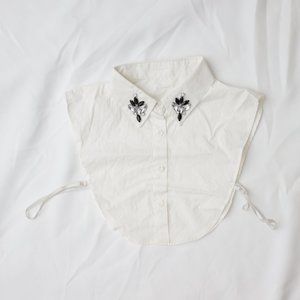 SHEIN Black and Crystal Sewn False Collar/Dickey Collar